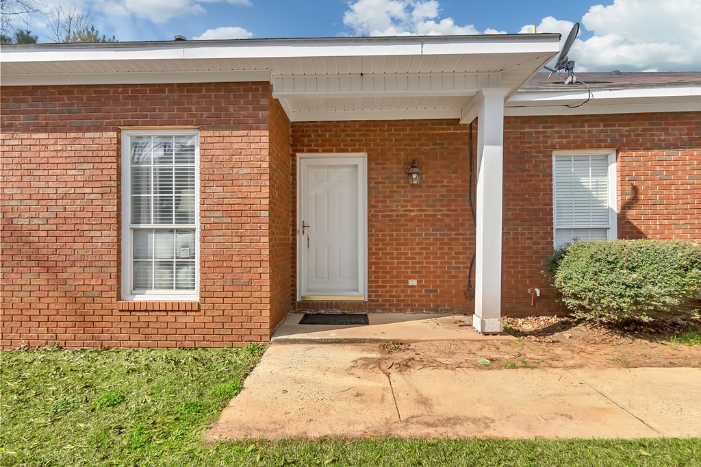 3106 Wax Myrtle Ln, Albany, Georgia image 5