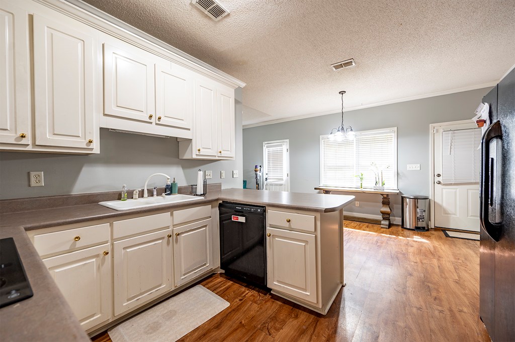 104 Stapleton Drive, Leesburg, Georgia image 8