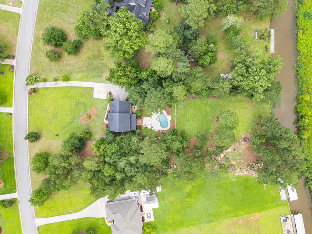1200 River Pointe Drive, Albany, Georgia image 6