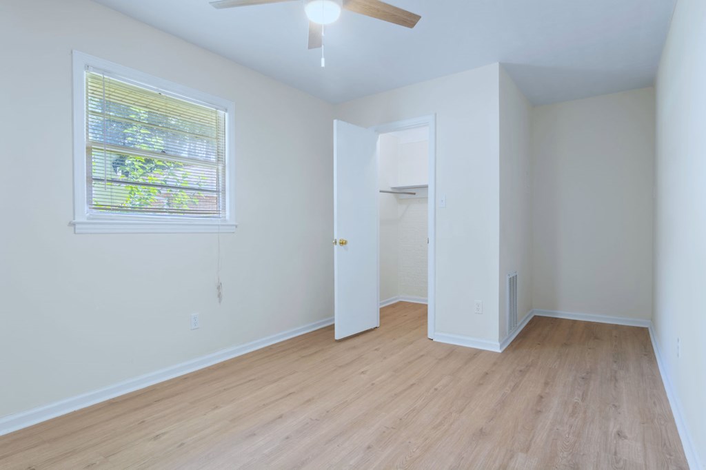 415 Forest Glen Drive, Albany, Georgia image 17