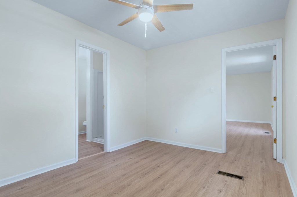 415 Forest Glen Drive, Albany, Georgia image 18