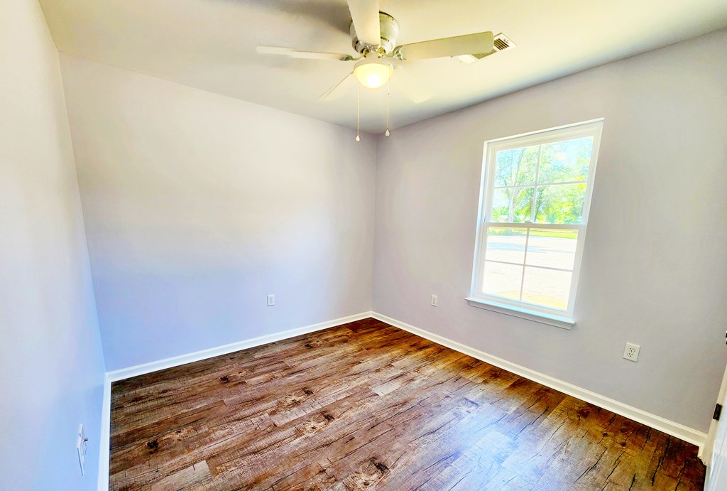 830 Holly Dr, Albany, Georgia image 13