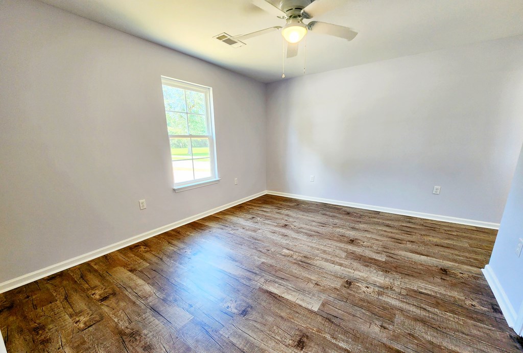830 Holly Dr, Albany, Georgia image 8