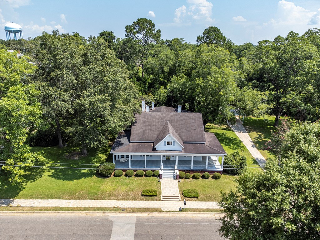 526 7th Ave, Dawson, Georgia image 2