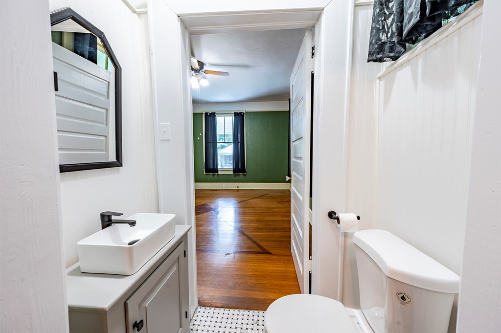 526 7th Ave, Dawson, Georgia image 35