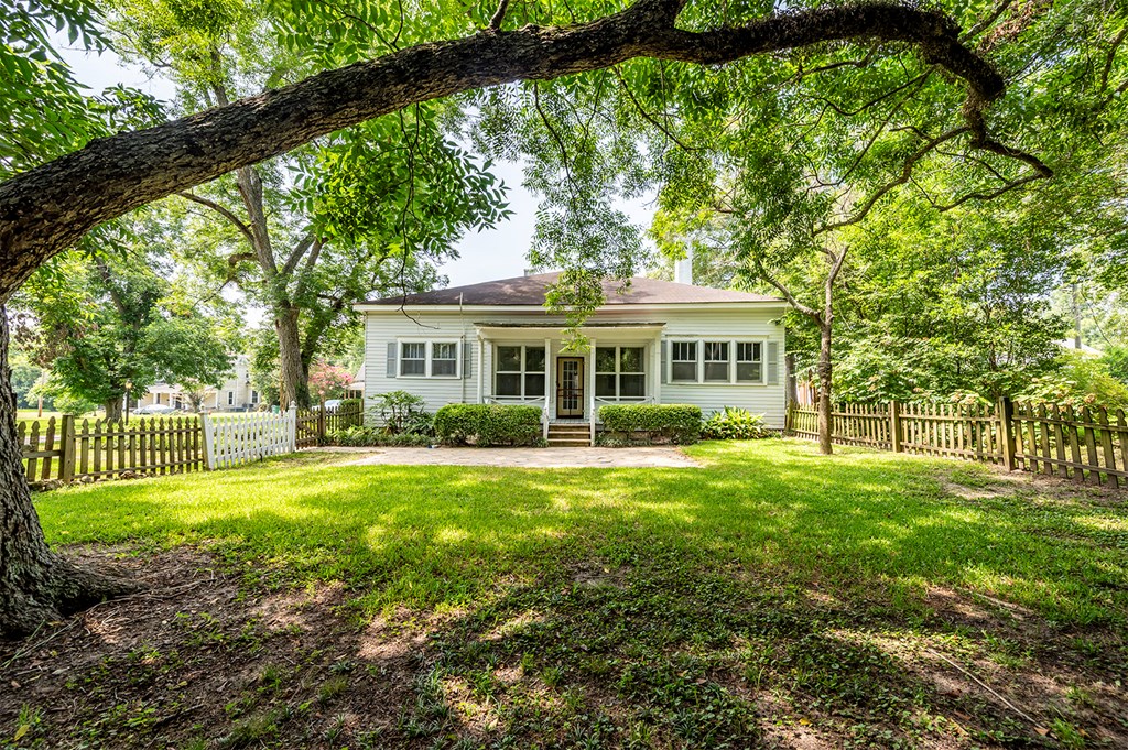 526 7th Ave, Dawson, Georgia image 8