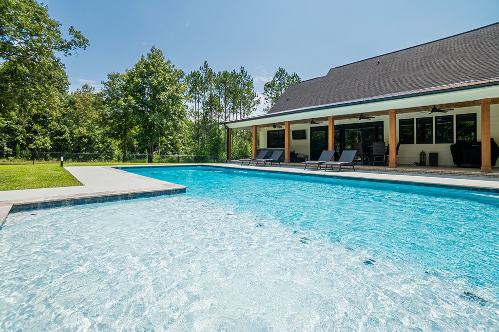 110 Tupelo Dr., Leesburg, Georgia image 2
