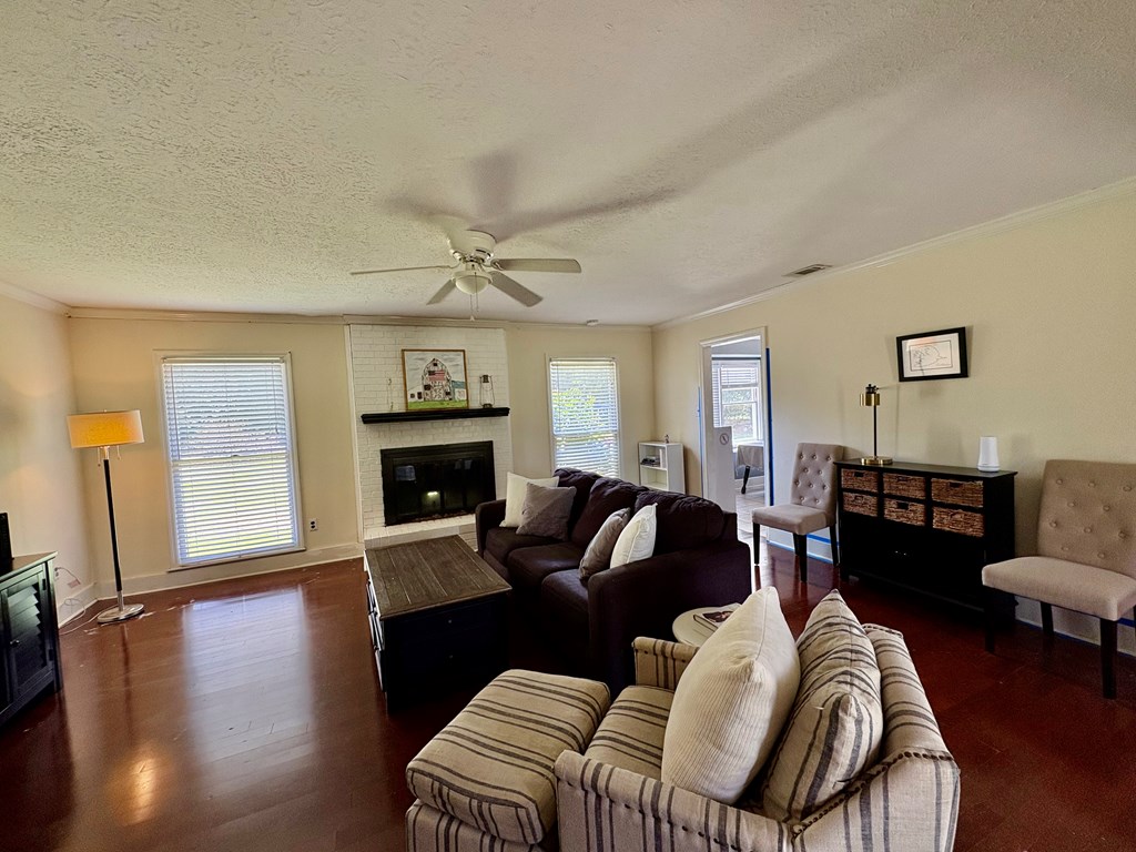 126 Margate Drive, Albany, Georgia image 3