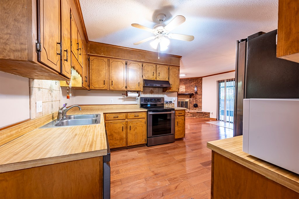 164 Canuga Drive, Albany, Georgia image 6