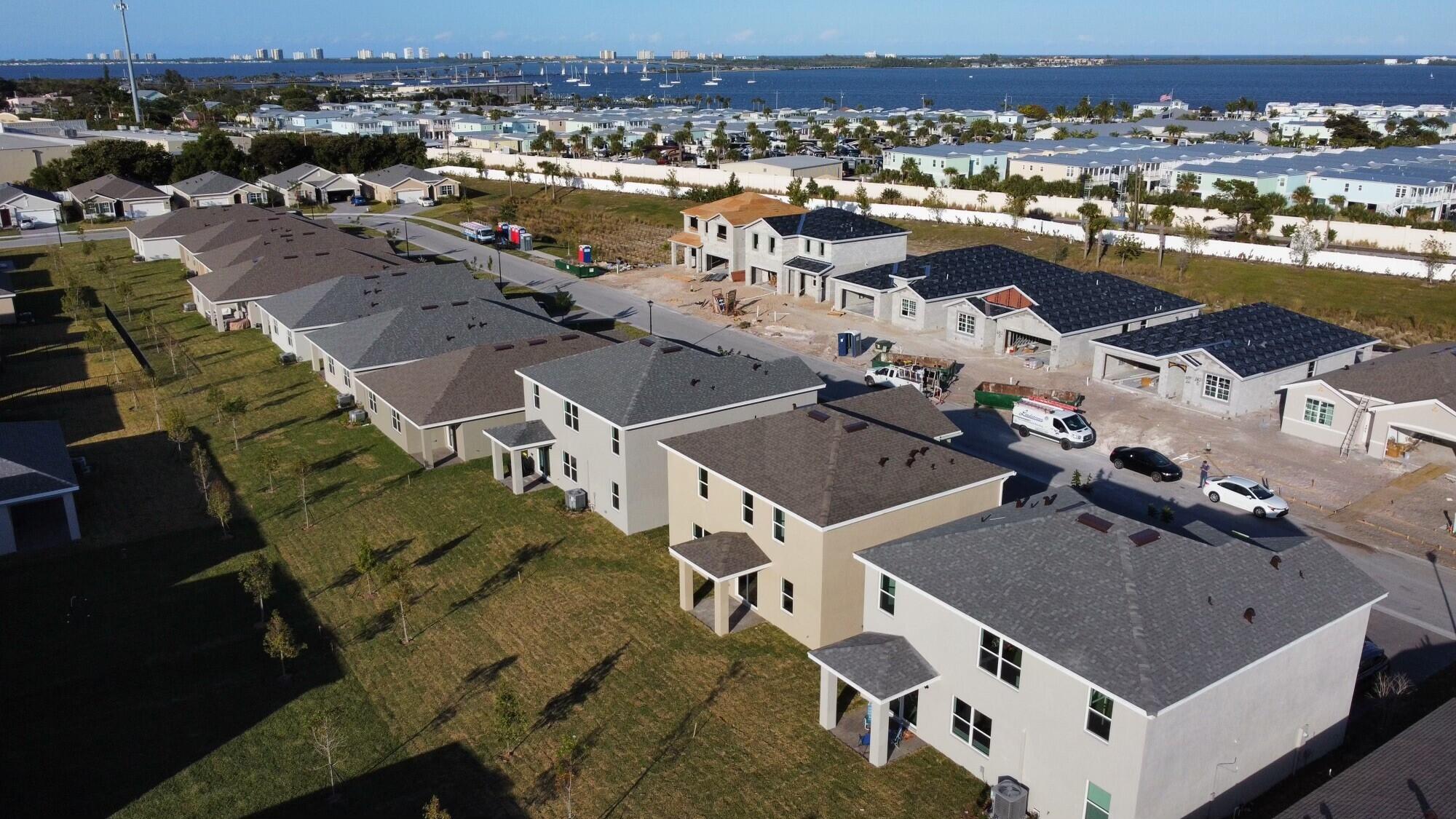 2811 NE Breezeway Circle For Rent, Jensen Beach, FL 34957 Home ByOwner