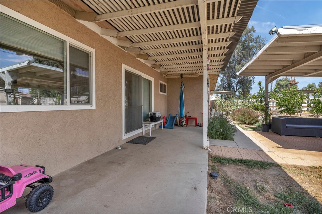 20660 Bell Avenue, Nuevo, California image 39