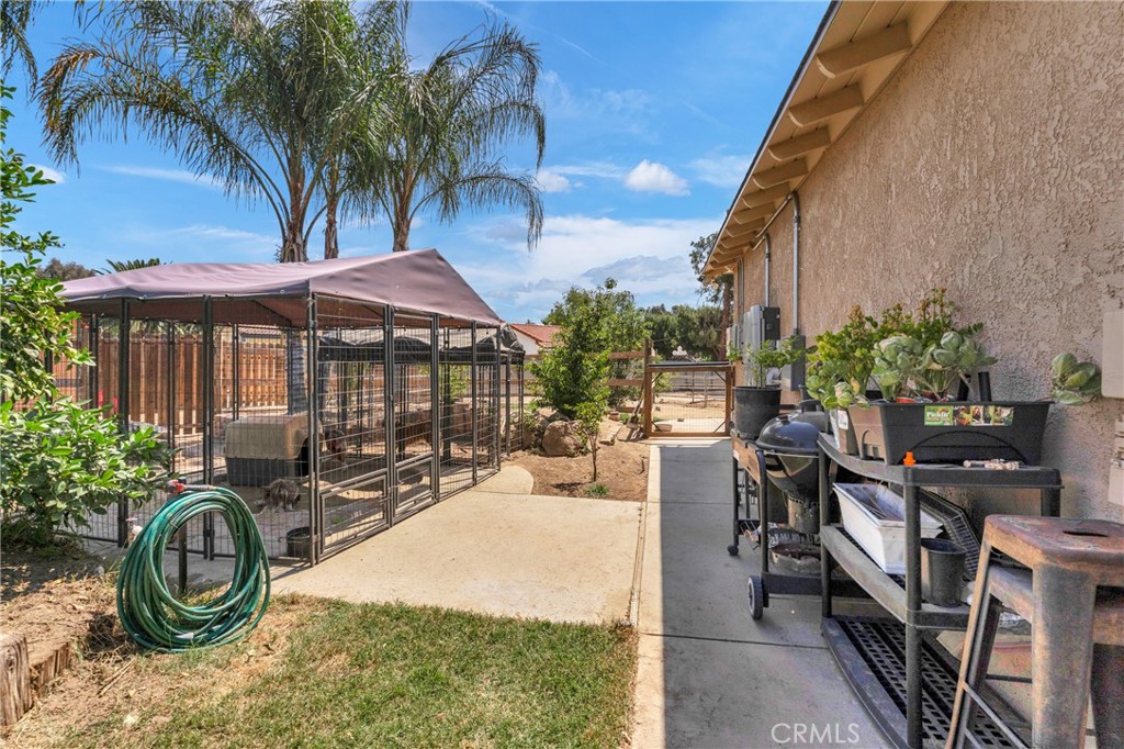 20660 Bell Avenue, Nuevo, California image 41