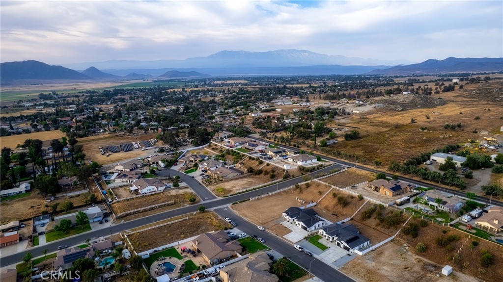 22285 Crown Princess Court, Nuevo, California image 10