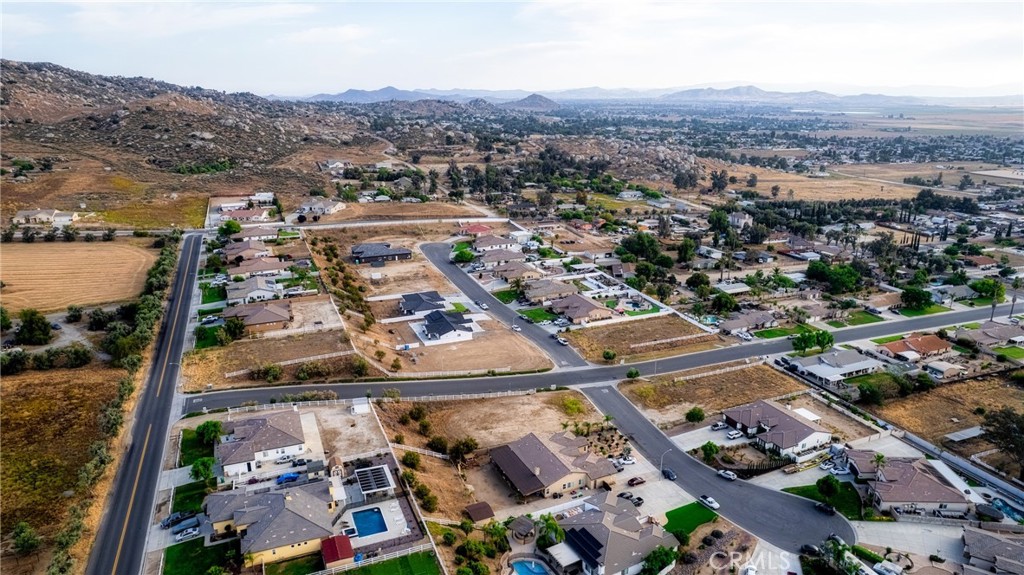 22285 Crown Princess Court, Nuevo, California image 6