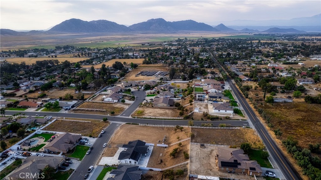 22285 Crown Princess Court, Nuevo, California image 9