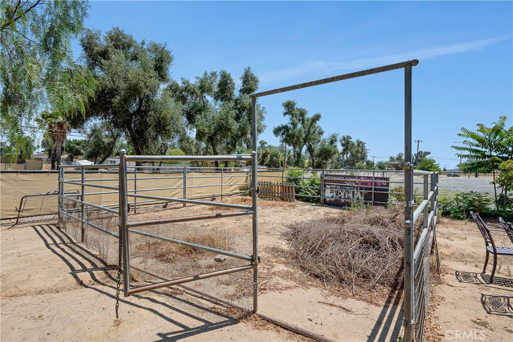 29905 Nuevo Road, Nuevo, California image 35