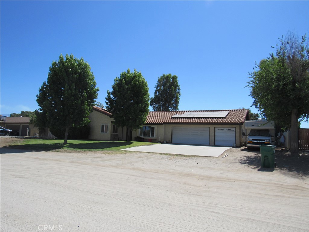20530 Magnolia Avenue, Nuevo, California image 2