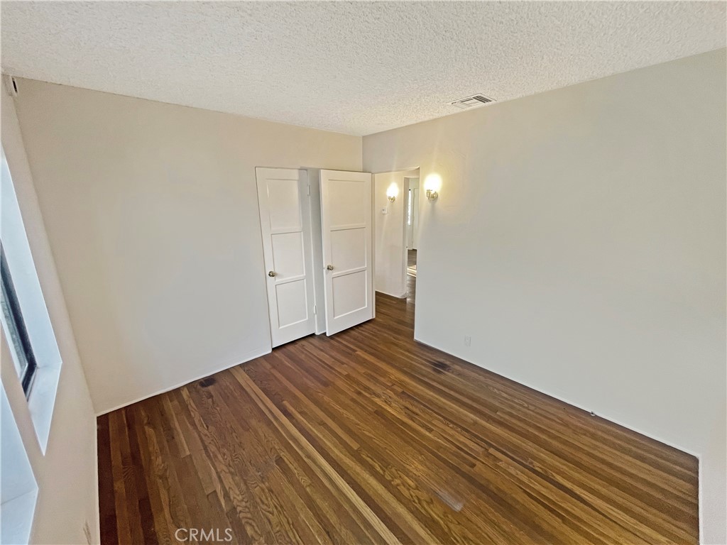 2334 N Keystone Street, Burbank, California image 18
