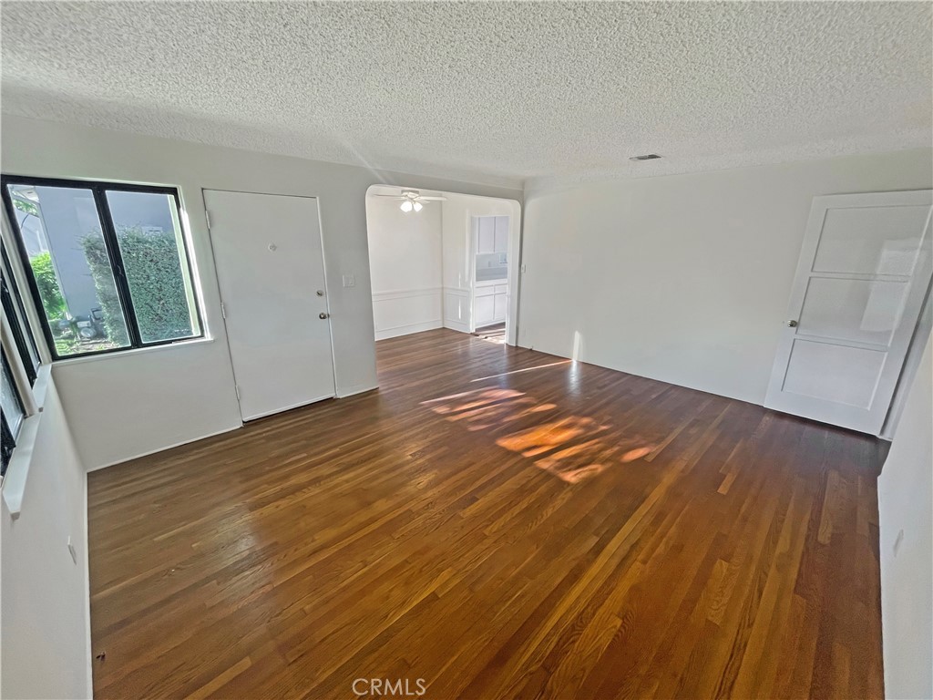 2334 N Keystone Street, Burbank, California image 7