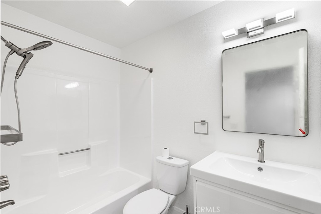 2310 N Fairview Street #208, Burbank, California image 15