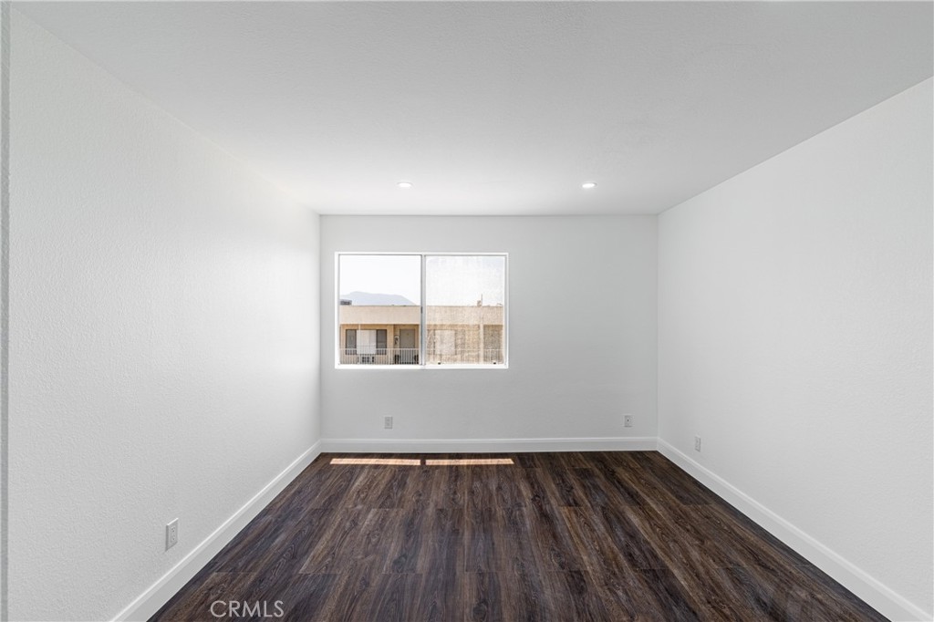 2310 N Fairview Street #208, Burbank, California image 18