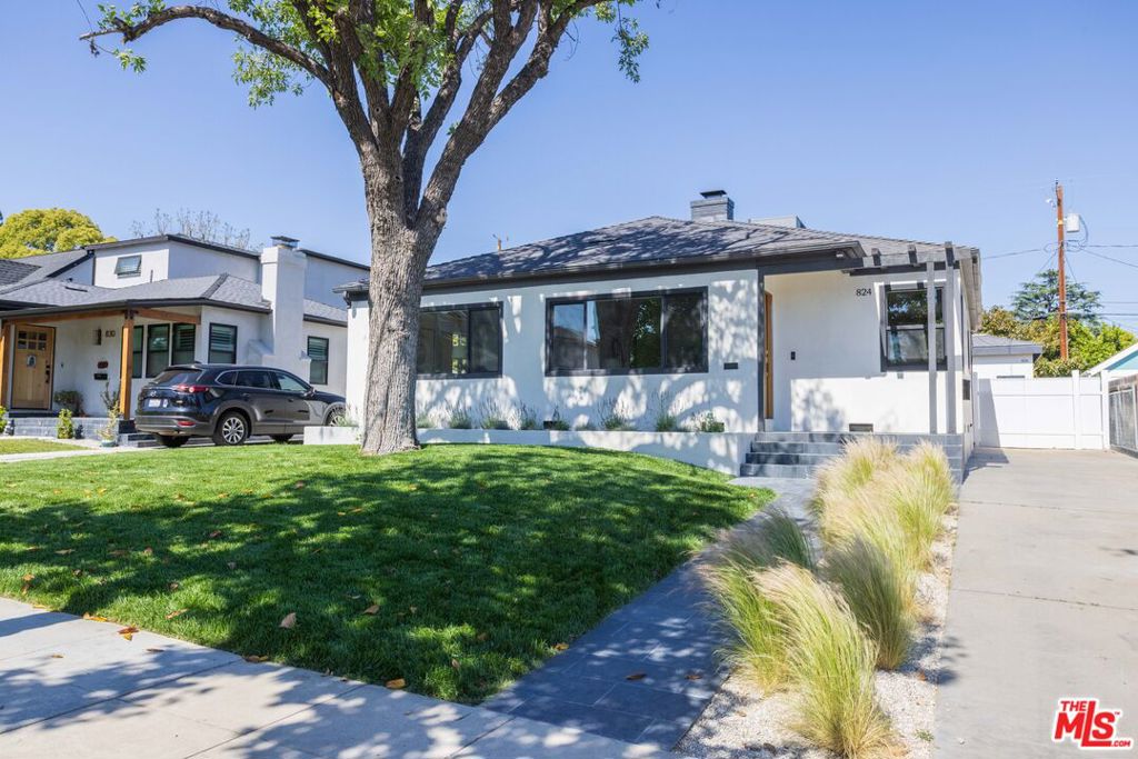 824 N Lima Street, Burbank, California image 2