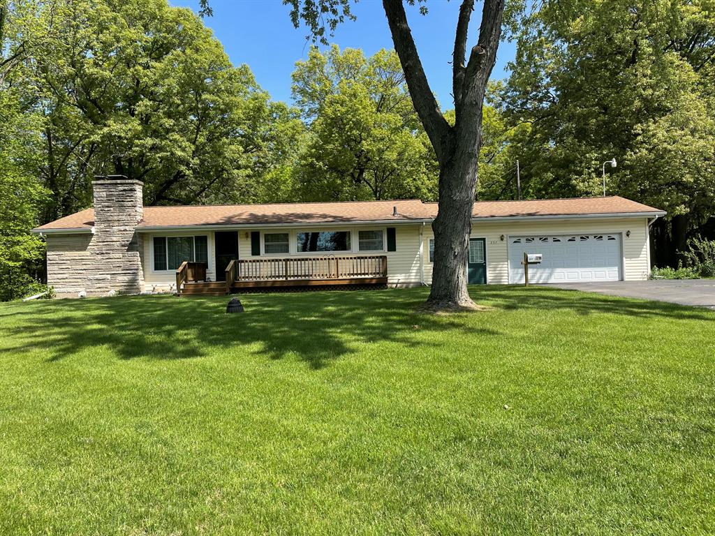 257 106th Avenue , Plainwell, Michigan image 1