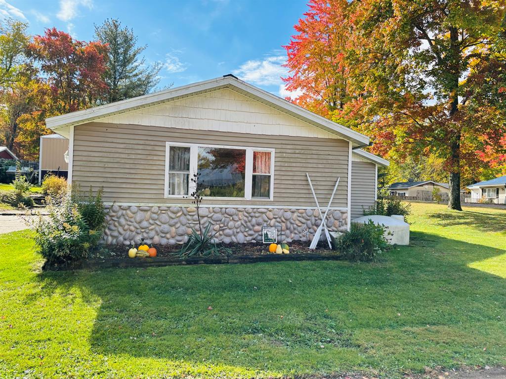 23390 Bluegill Road , Sears, Michigan image 1