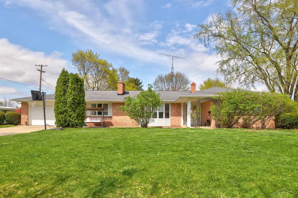 604 Athletic Street , Vassar, Michigan image 1