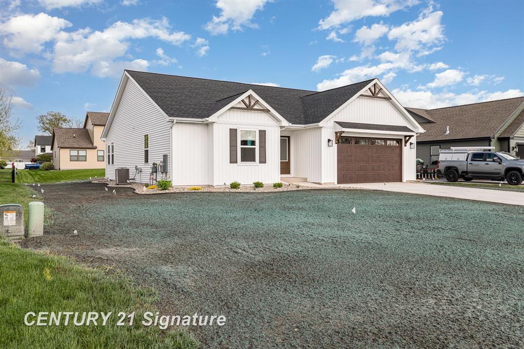 8470 Oakhill Drive , Freeland, Michigan image 1