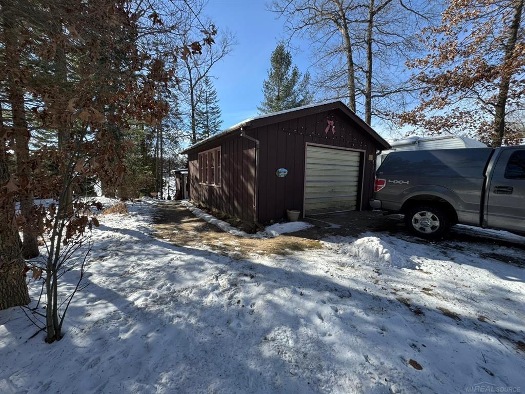 4690 E Arnold Lake Road , Harrison, Michigan image 1