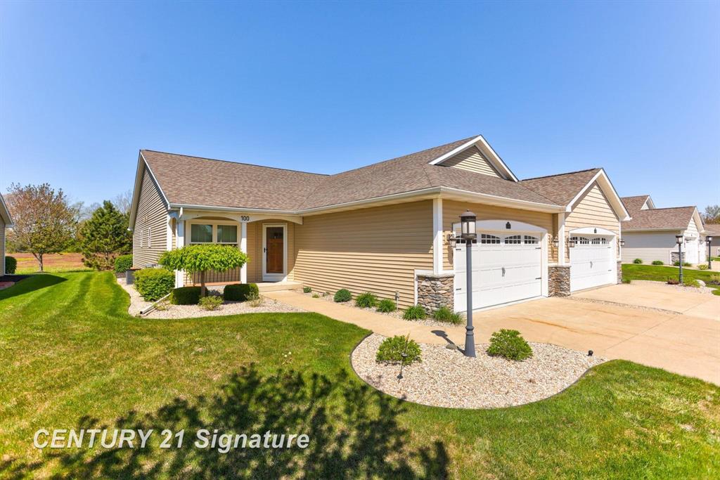 100 Tuscany Circle , Saginaw, Michigan image 1