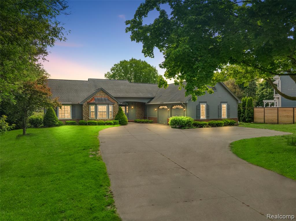 385 Joslyn Road , Lake Orion, Michigan image 1