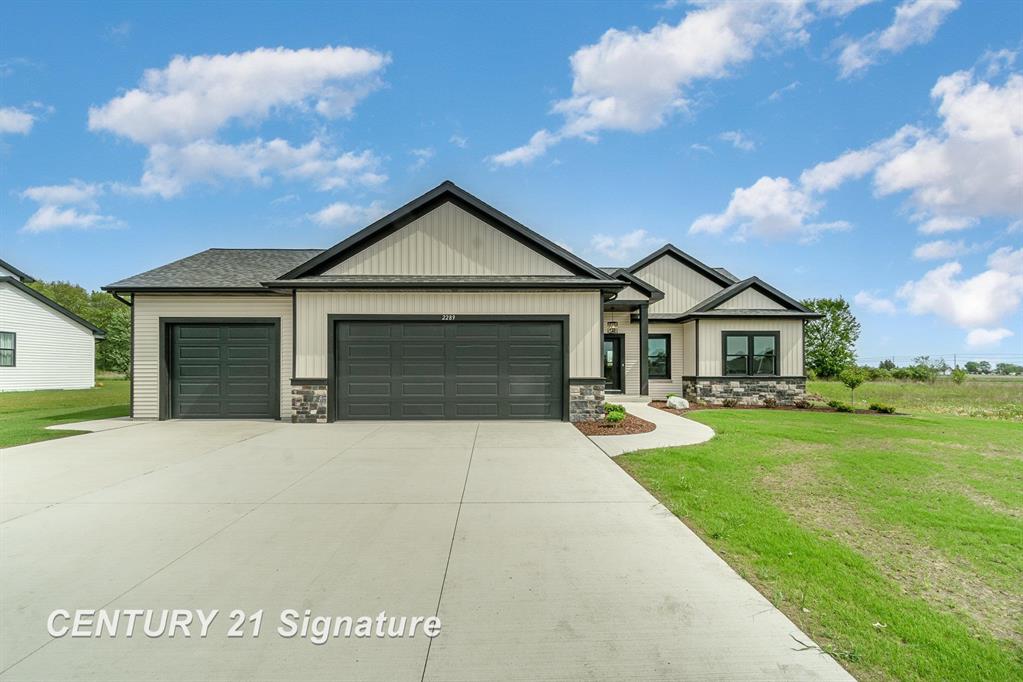 2289 Holly Ridge Lane , Bay City, Michigan image 1