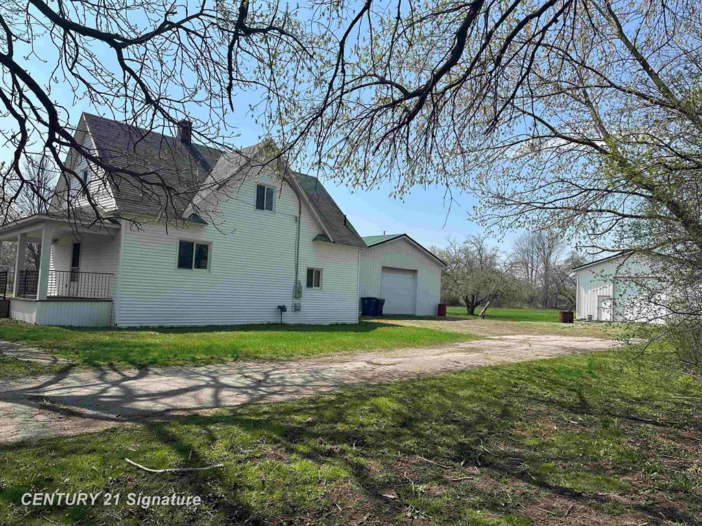 2875 Hermansau Road , Carrollton, Michigan image 1