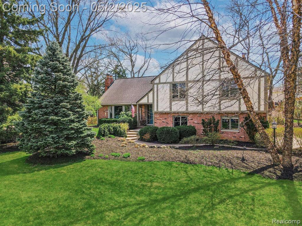 174 Aintree  , Rochester, Michigan image 1