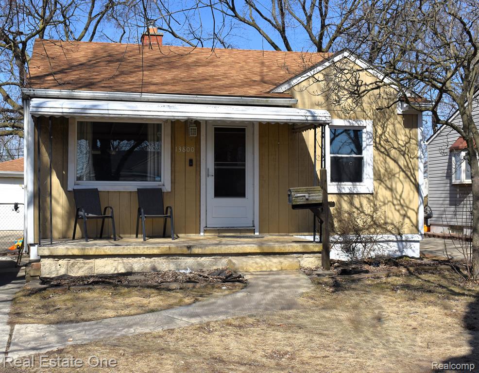 13800 Oakdale Street , Southgate, Michigan image 1