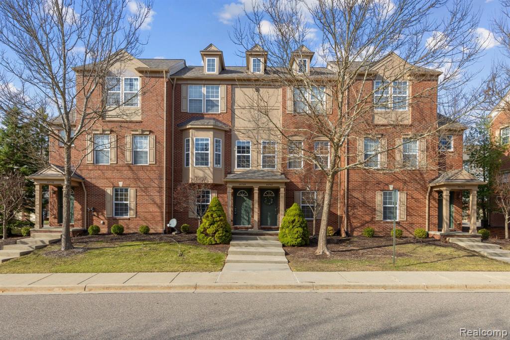 44744 Gwinnett Loop , Novi, Michigan image 1