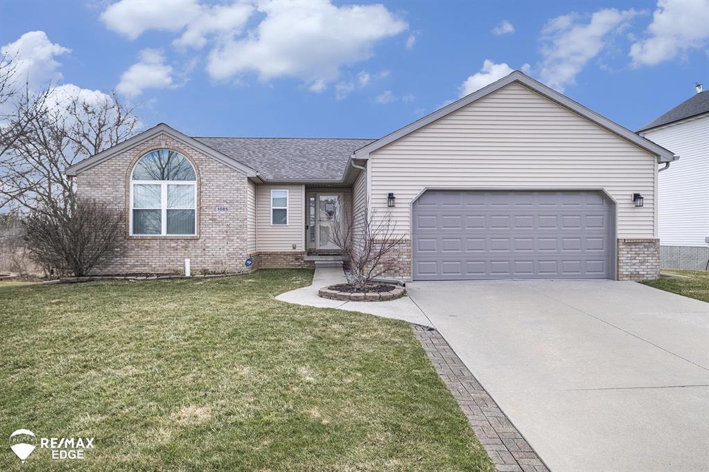 1085 Emerald Forest Lane , Davison, Michigan image 1