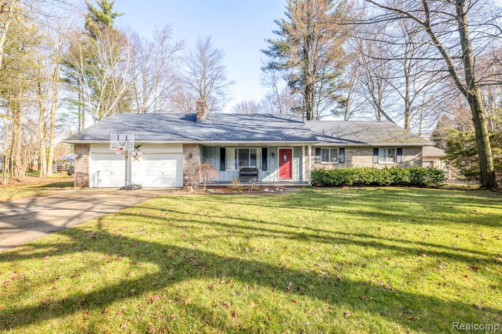 4050 Devonshire Road , Fort Gratiot, Michigan image 1