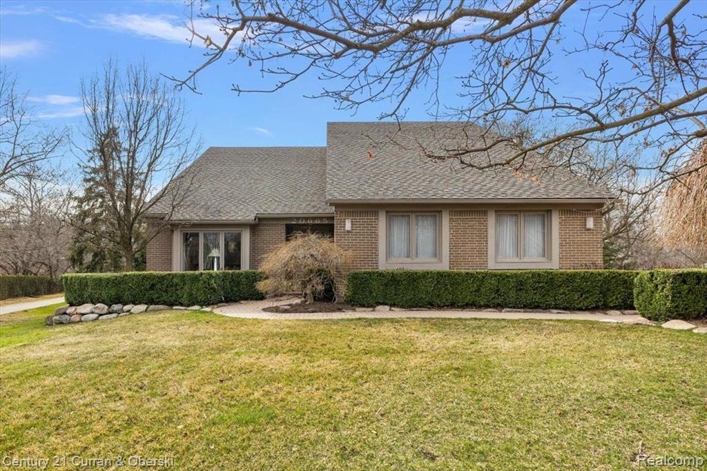 20665 Woodbend Drive , Northville, Michigan image 1