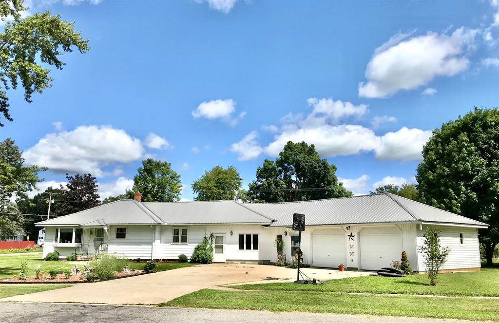 501 Heath Avenue , White Pigeon, Michigan image 1