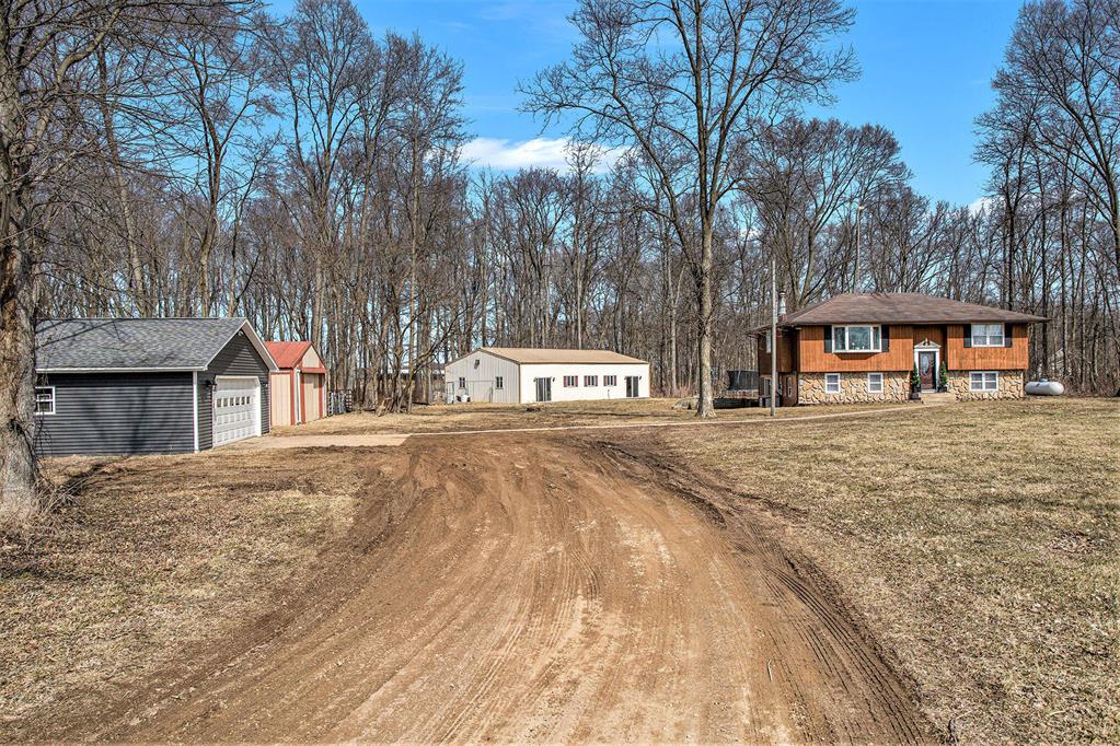 7920 8 1/2 Mile Road , Ceresco, Michigan image 1