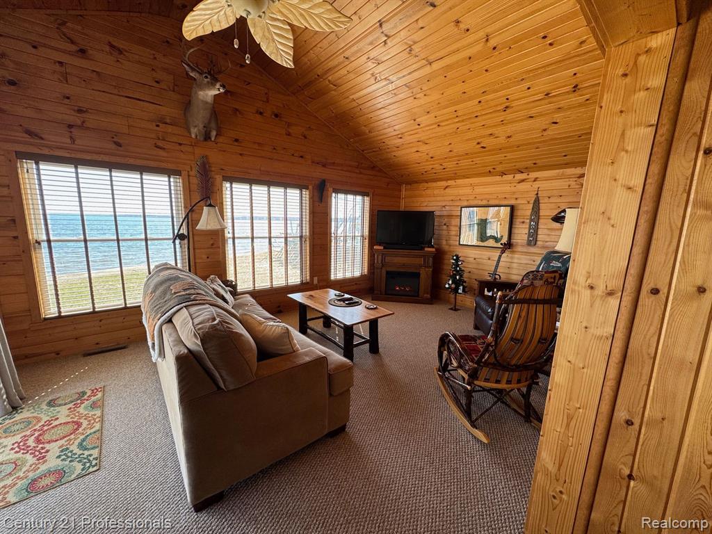 6366 W Houghton Lake 4 Drive , Houghton Lake, Michigan image 1