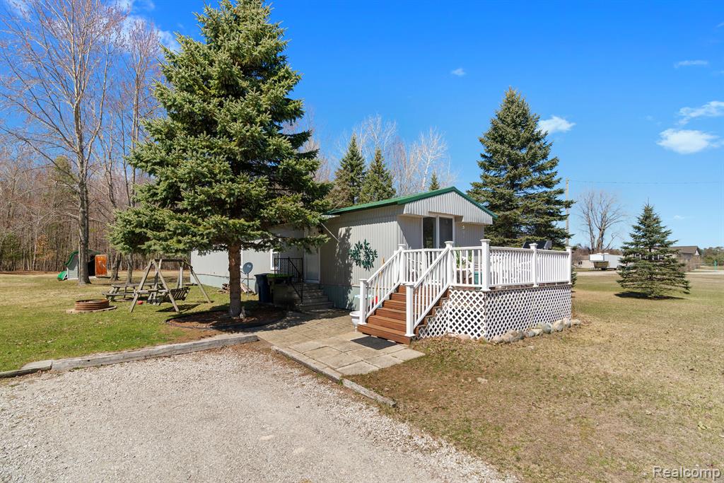 2544 Hansel Road , Standish, Michigan image 1