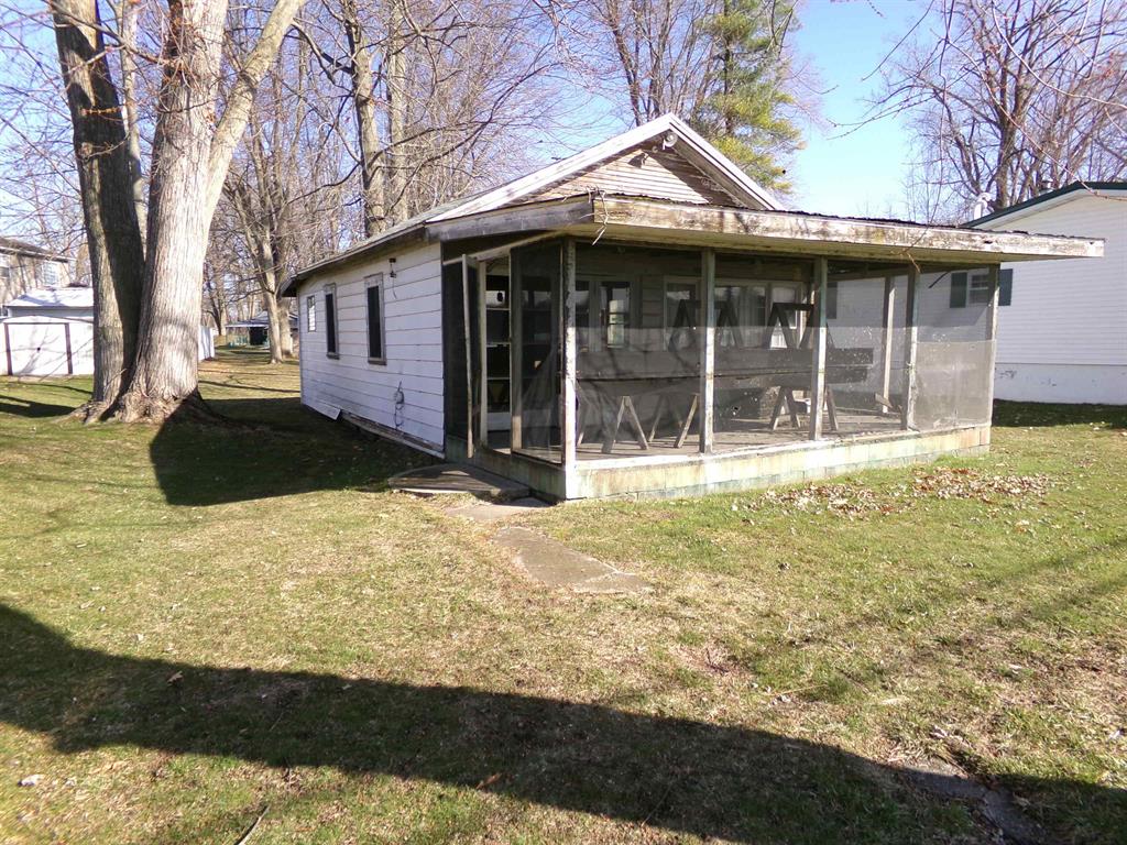 482 N Shore Drive , Crystal, Michigan image 1