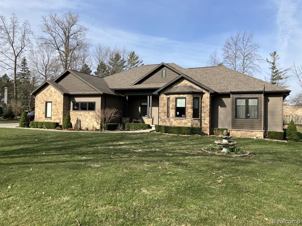 4339 Greenview Circle , Fort Gratiot, Michigan image 1
