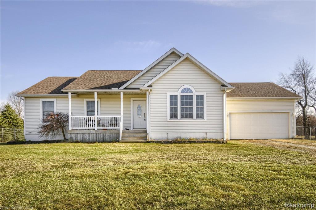5732 Cobblestone Drive , North Branch, Michigan image 1
