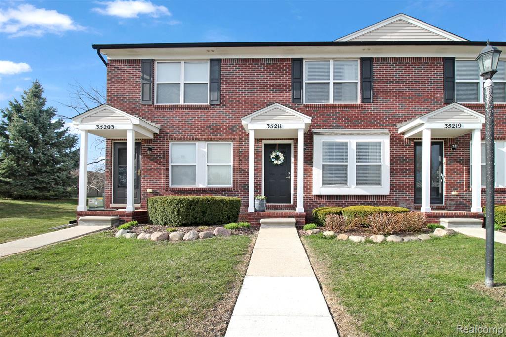 35211 Brittany Drive  #139, New Baltimore, Michigan image 1