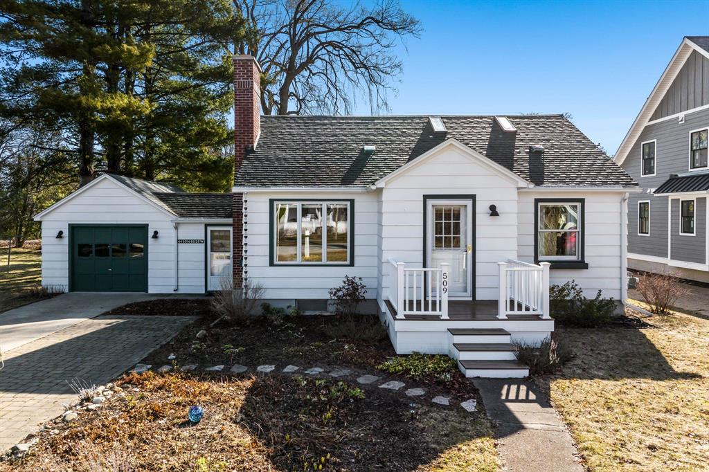 509 Spruce Street , Elk Rapids, Michigan image 1